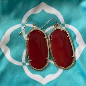 Kendra Scott Danielle Maroon and Gold Earrings